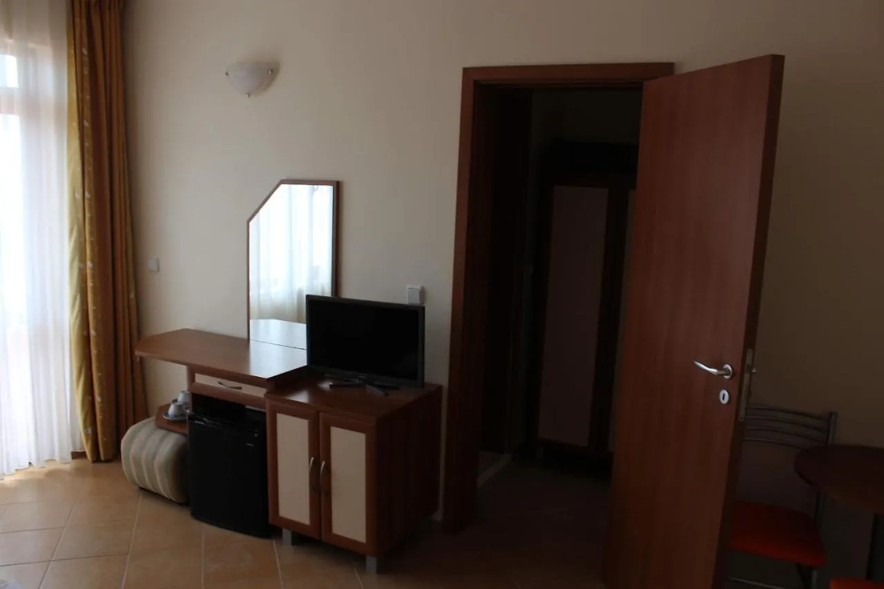 Pensionat Kostovi Primorsko Hotell