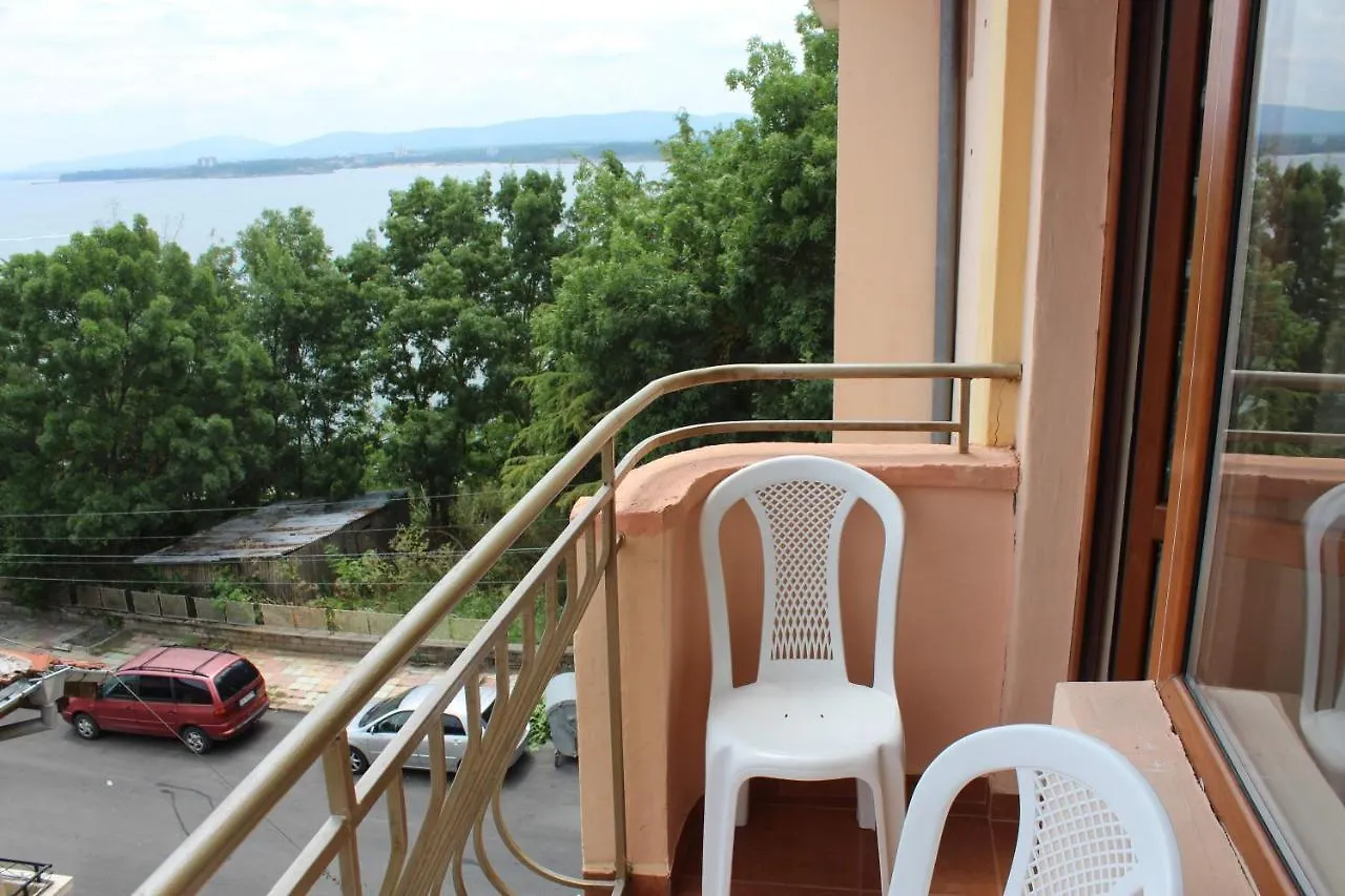 Kostovi Primorsko Hotell 0*,