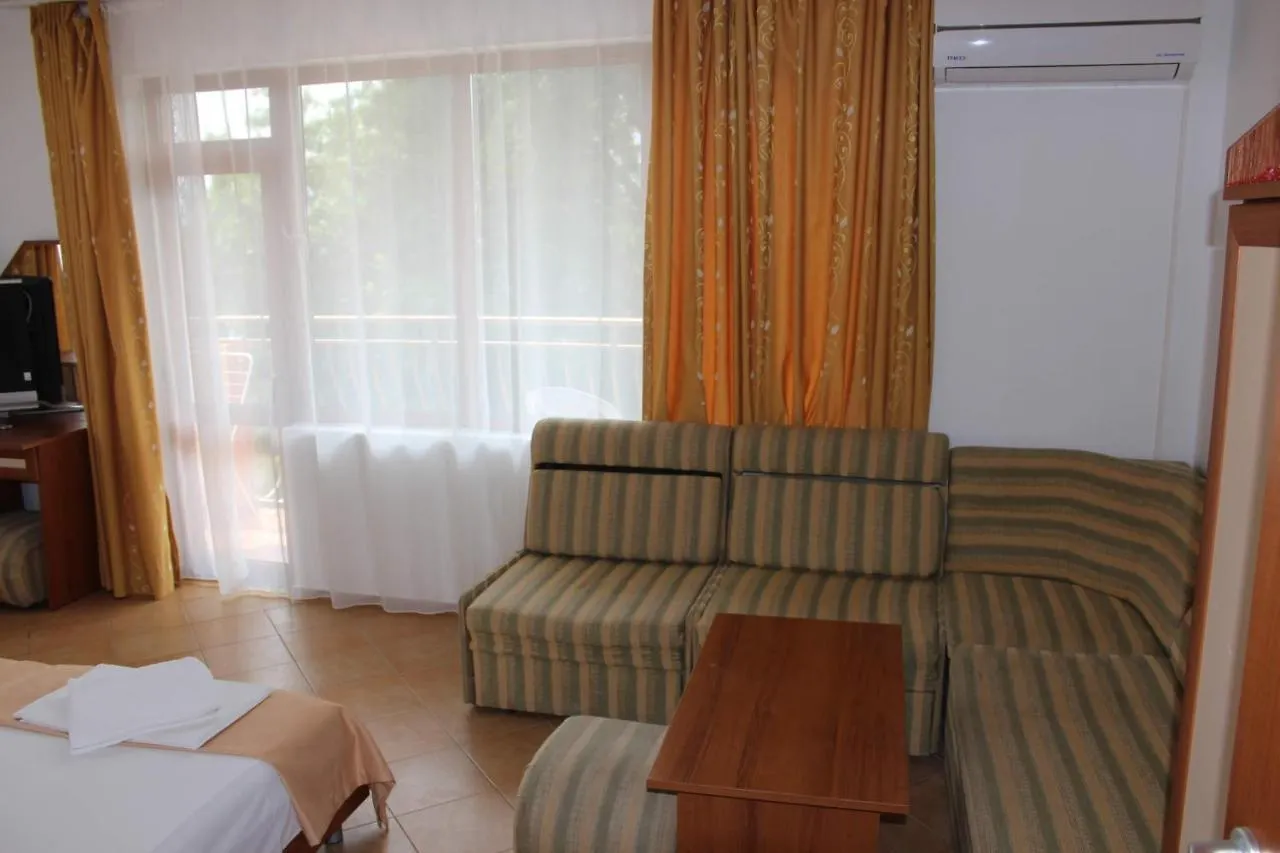 Kostovi Primorsko Hotell Pensionat