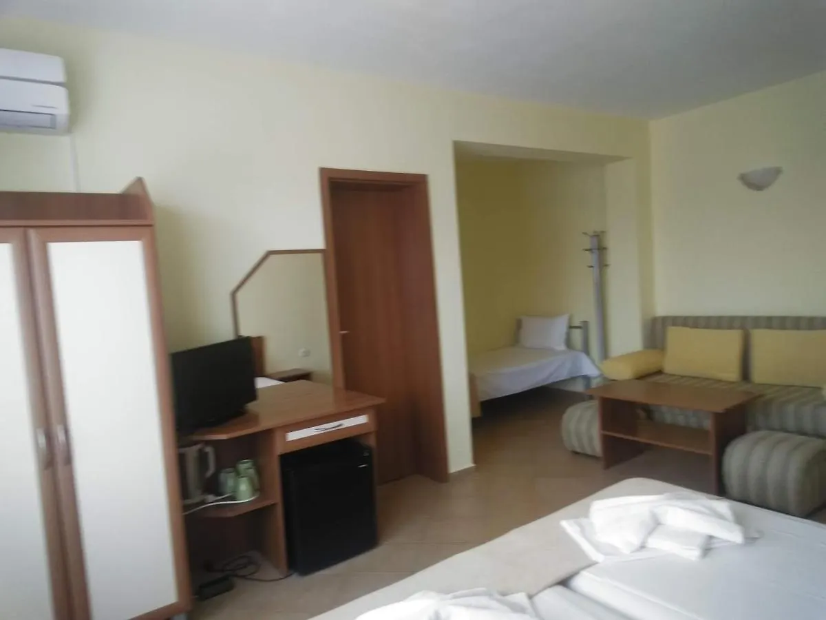 Kostovi Primorsko Hotell Pensionat